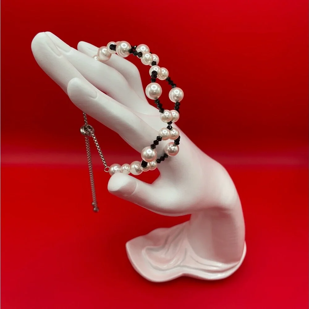 Natural shell pearl beads  freshwater mother of pearl +black crystals Bracelet - Picture 4 of 5